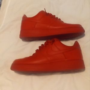 Nike Men's Air Force 1 '07 An20 Basketball Shoe Size 8.5 University Red